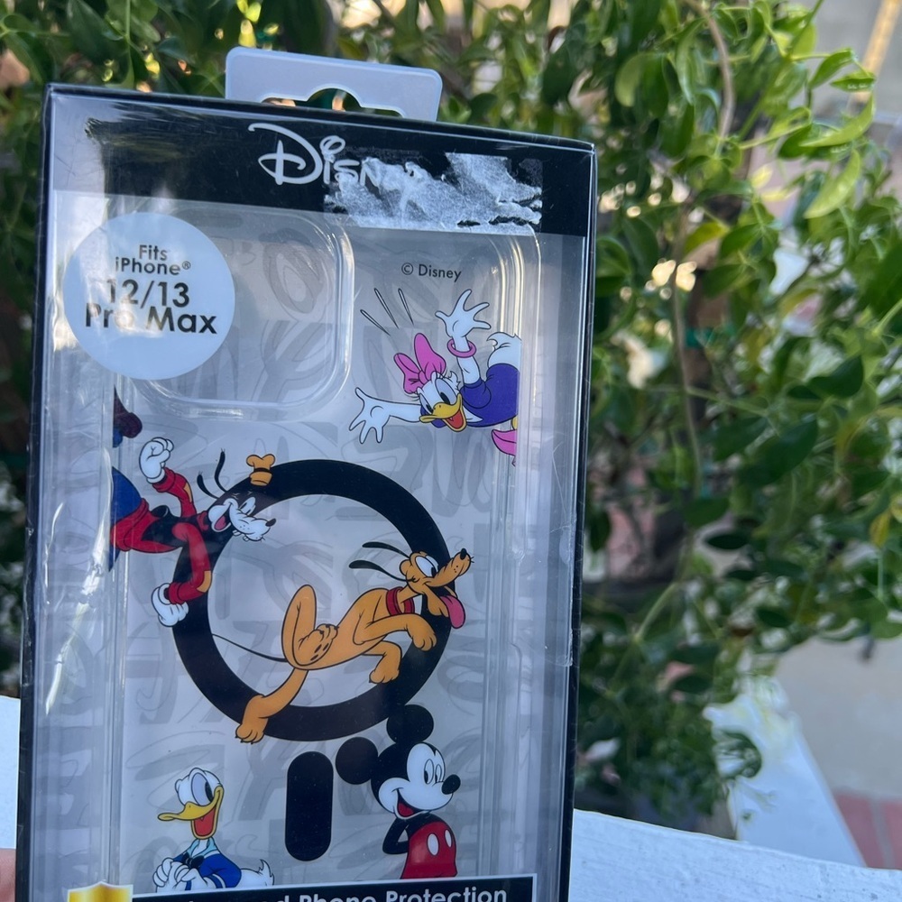 Disney iPhone Case with Vibrant Character Designs PRO-Max 12-13 Case New